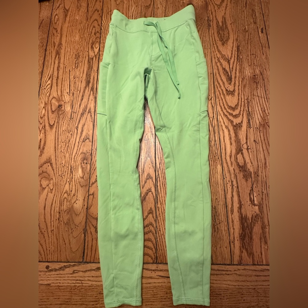 Alo 7/8” high waist checkpoint leggings sz XS